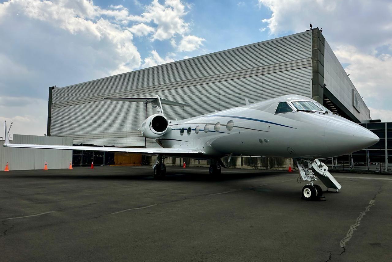 Gulfstream IV 1